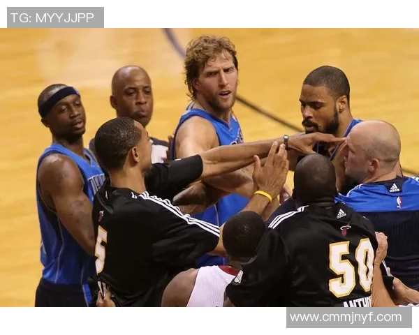 热火与小牛第六场精彩对决录像回放分析全场精彩瞬间与关键时刻解读